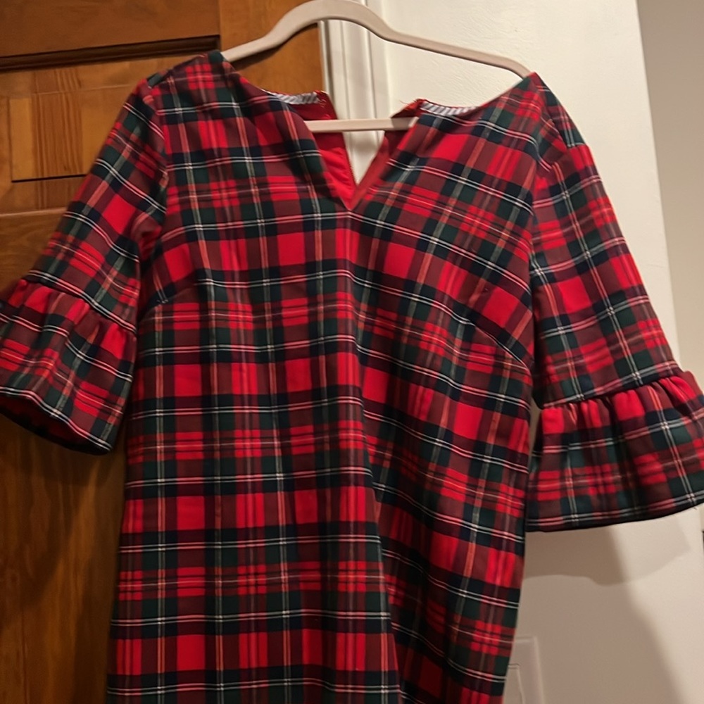 Vineyard Vines Woman’s red plaid dress size 8